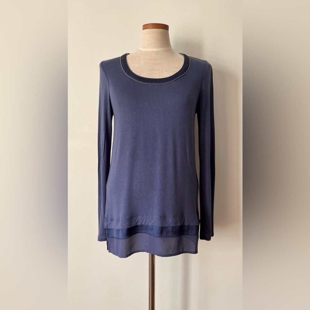 White House Black Market Tunic Silver Trim Scoop Neck Tiered Hem Size XS